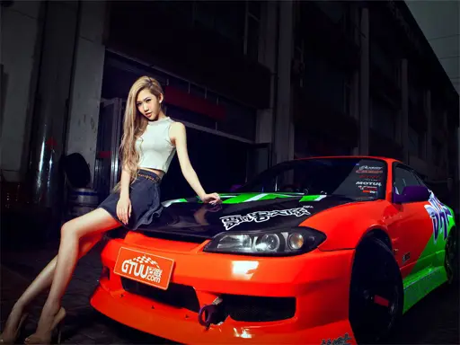Girls and Cars Slide لعبة تركيب الصور مجانية للعب عبر الإنترنت
