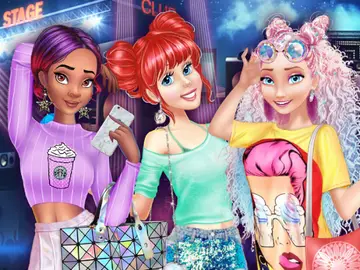 Princesses on Ibiza - Fun Dress-up Game for Girls